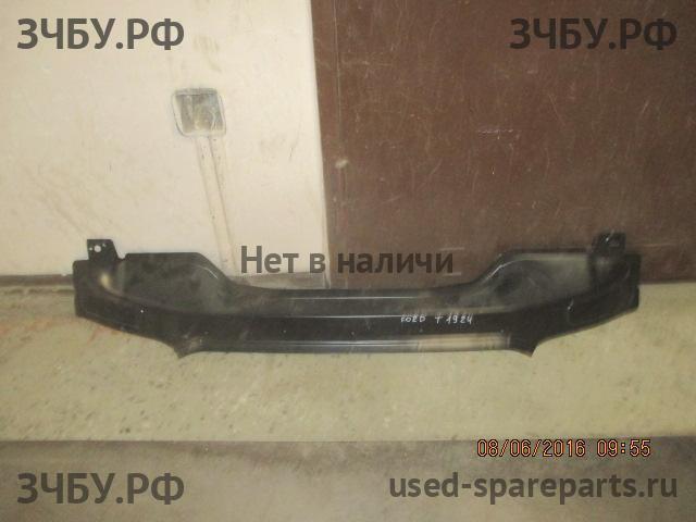 Ford Focus 2 Панель задняя