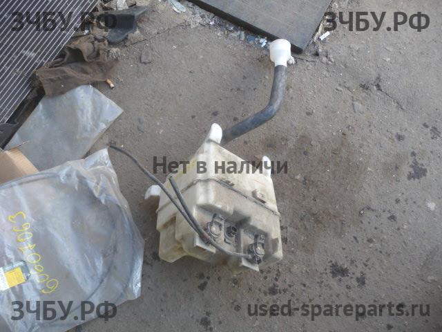 Lexus RX (2) 300/330/350/400h Бачок омывателя лобового стекла