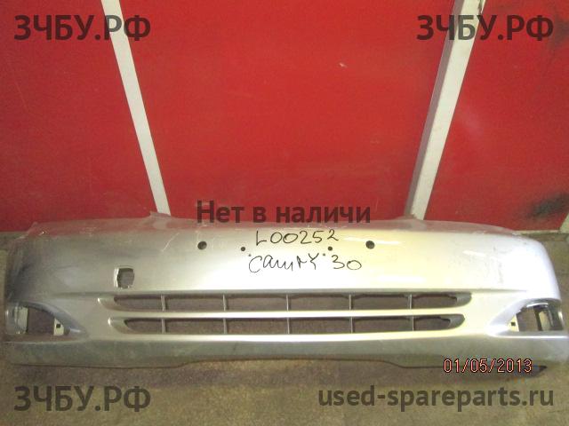 Toyota Camry 5 (V30) Бампер передний