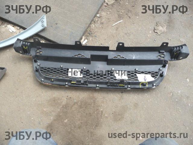 Chevrolet Aveo 2 (T250) Решетка радиатора