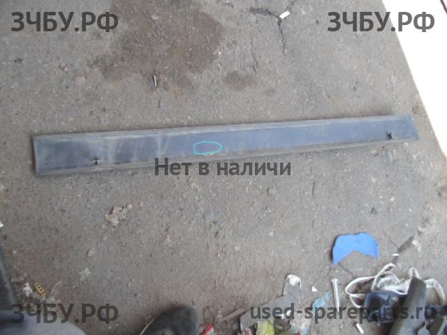 Ford Fusion Молдинг двери