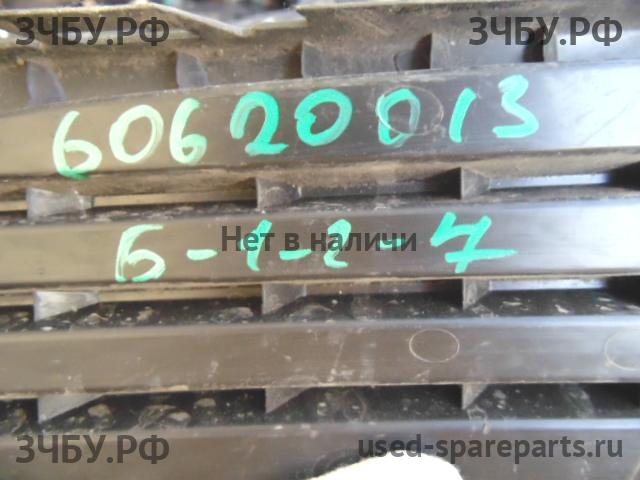 Volkswagen Polo 5 (Sedan) Решетка в бампер