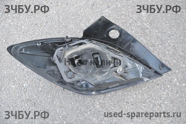 Opel Astra H Фонарь правый