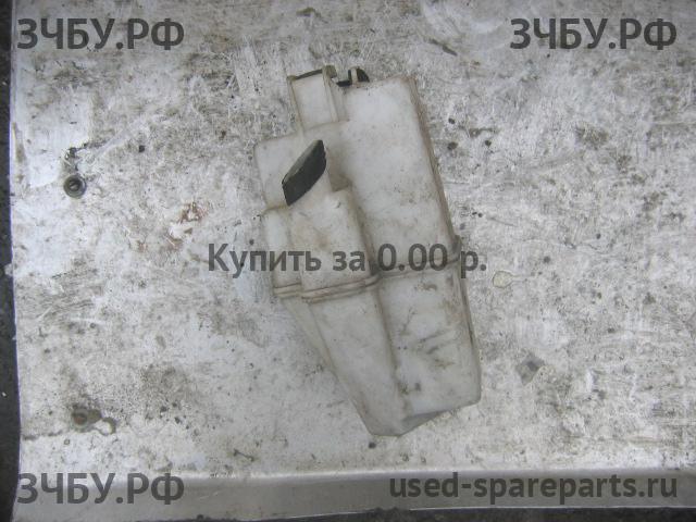 Toyota Camry 4 (V20) Бачок омывателя лобового стекла