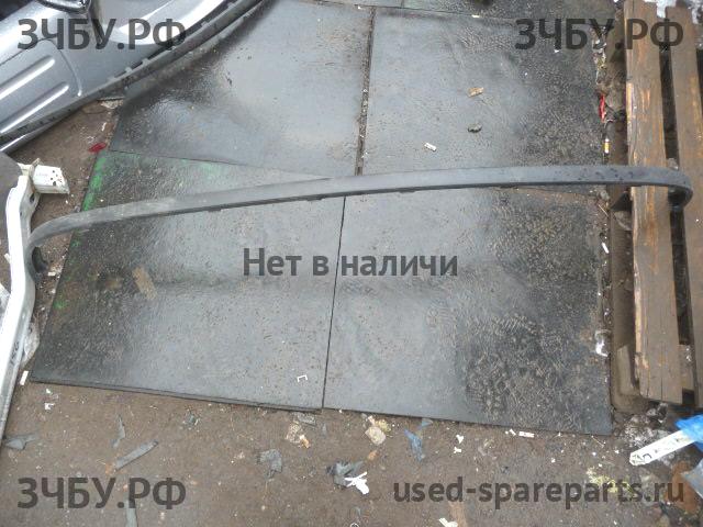 Ford Focus 1 Молдинг бампера