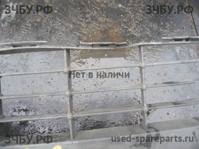 Ford Focus 2 Решетка в бампер