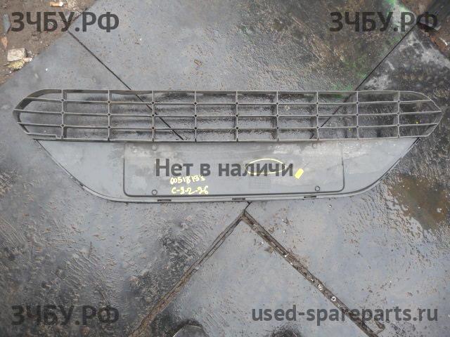 Ford Focus 2 Решетка в бампер