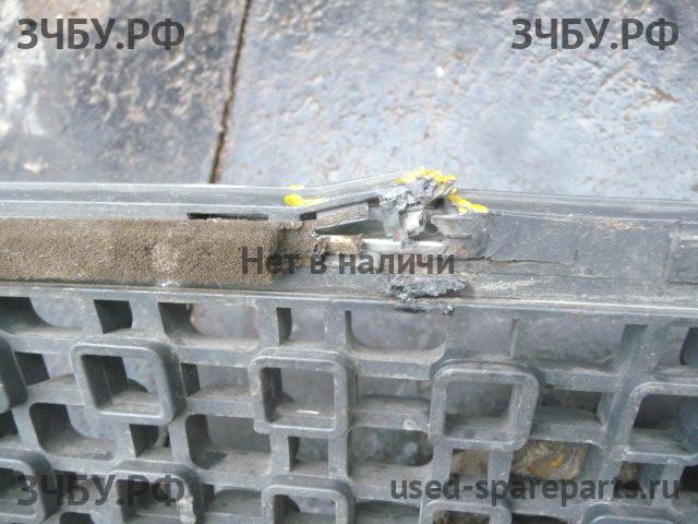 Ford Fusion Решетка радиатора