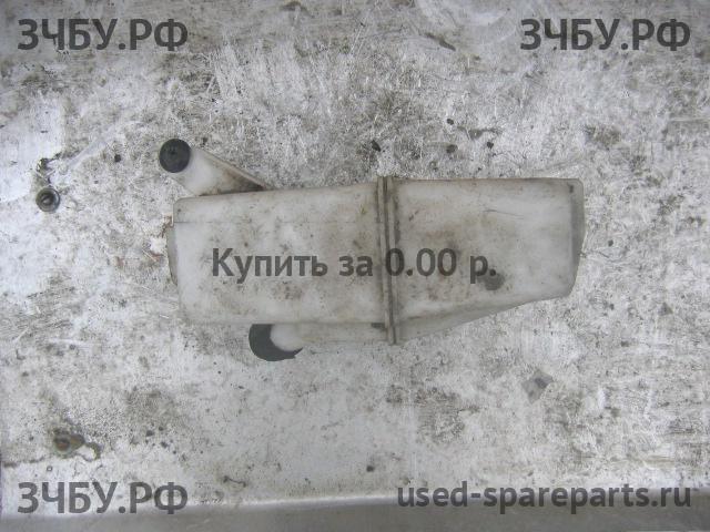 Toyota Camry 4 (V20) Бачок омывателя лобового стекла