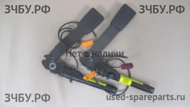 Ford Focus 2 Ответная часть ремня безопасности