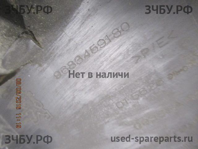 Peugeot Partner 2 (B9) Пыльник двигателя