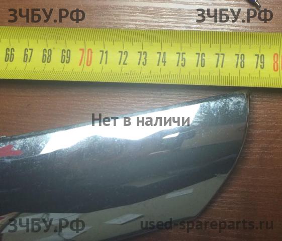 Opel Astra J Накладка на капот