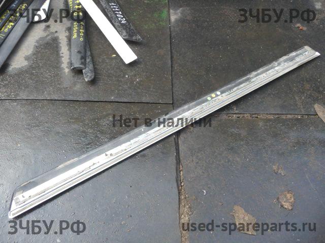 Audi A8 (2) [D3,4E] Молдинг двери