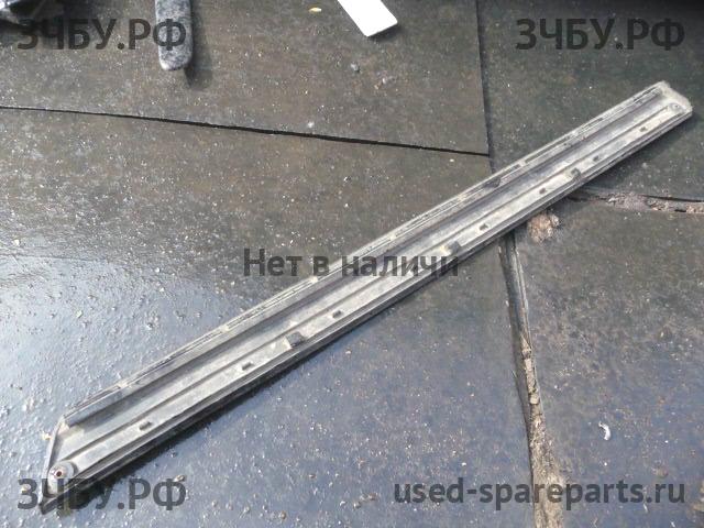 Volkswagen Passat B6 Молдинг двери