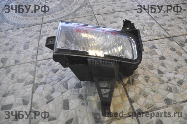Toyota Land Cruiser 200 ПТФ правая