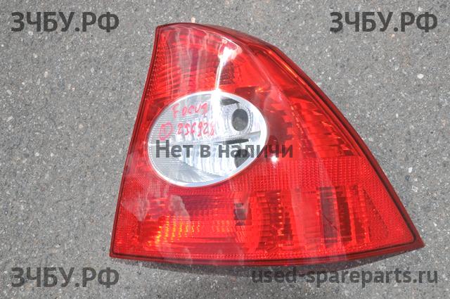 Ford Focus 2 Фонарь правый