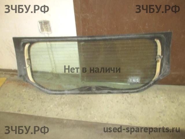 Renault Duster Стекло заднее