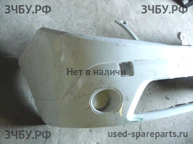 Renault Sandero 1 Бампер передний