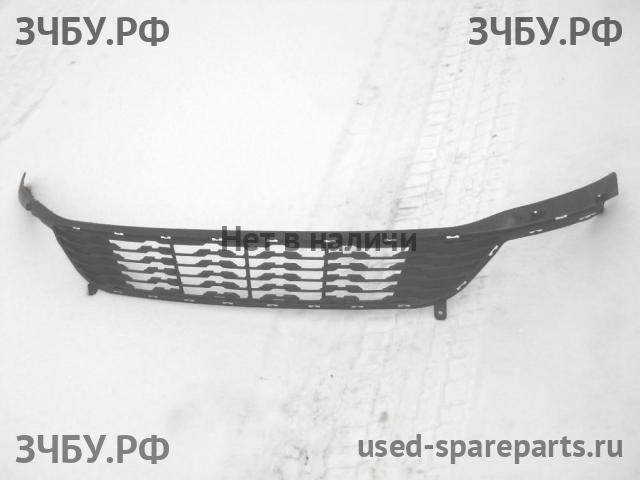 KIA Rio 3 Решетка в бампер