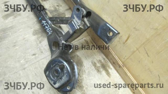 Ford Focus 3 Балка задняя поперечная