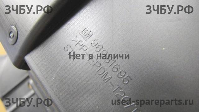 Chevrolet Cruze 1 Воздухозаборник