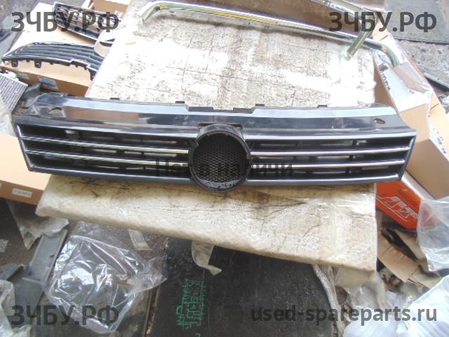 Volkswagen Polo 5 (Sedan) Решетка радиатора