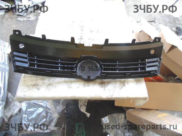 Volkswagen Polo 5 (Sedan) Решетка радиатора