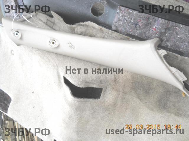 Toyota Land Cruiser 120 (PRADO) Накладка стойки передней правой