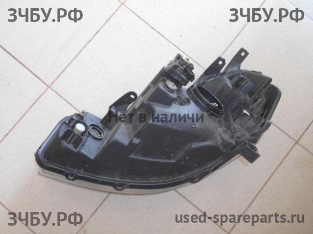 Suzuki SX4 (1) Фара правая