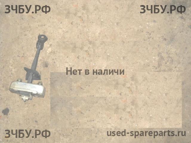 Toyota Land Cruiser 120 (PRADO) Ограничитель двери