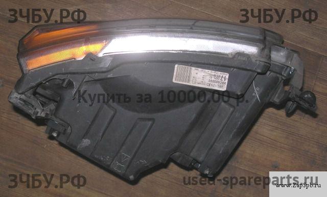 Land Rover Discovery 3 Фара левая