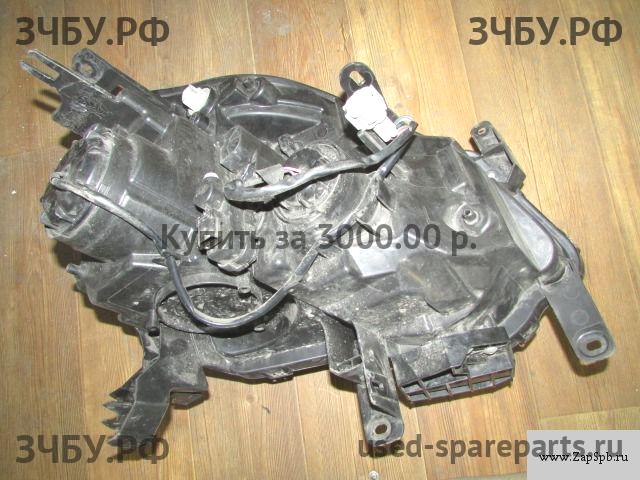 Nissan X-Trail 2 (T31) Фара левая
