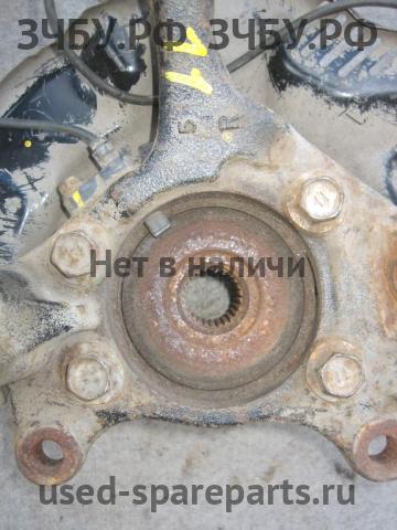 Toyota Corolla (E14 - E15) Кулак поворотный передний правый (со ступицей)