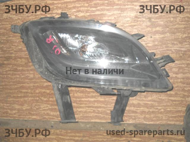 Opel Astra J Фара правая