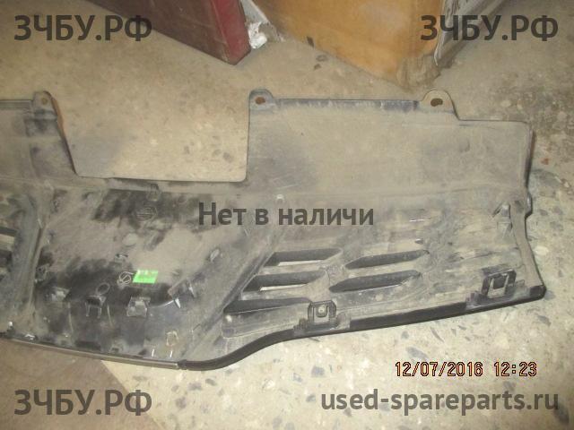 Nissan Qashqai (J10) Решетка радиатора