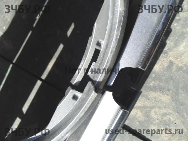 Lexus LX (2) 570 Решетка радиатора