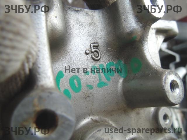 Toyota Avensis 2 Головка блока