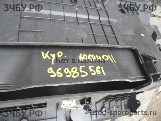 Chevrolet Cruze 1 Бардачок