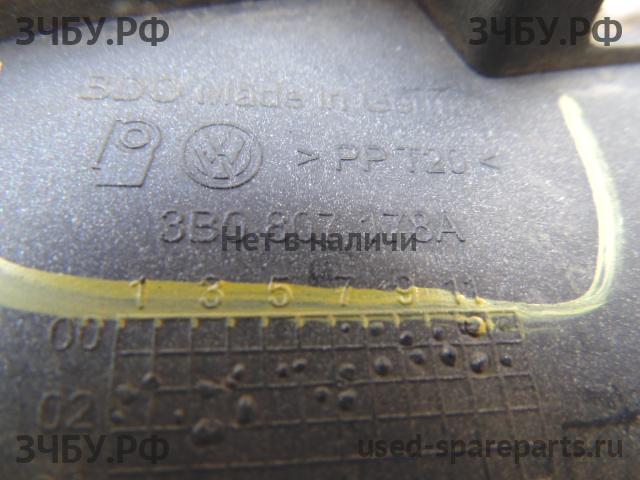 Volkswagen Passat B5 (рестайлинг) Кронштейн