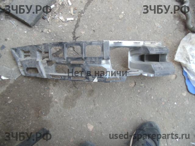 Volkswagen Passat B5 (рестайлинг) Кронштейн