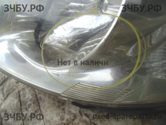 Suzuki Swift 2 Фара правая