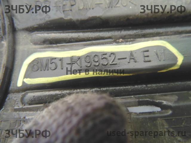 Ford Focus 2 Решетка в бампер