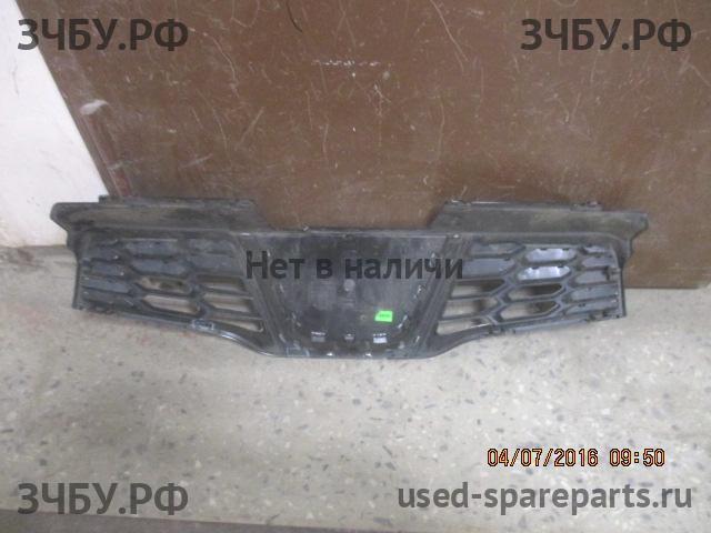 Nissan Qashqai (J10) Решетка радиатора