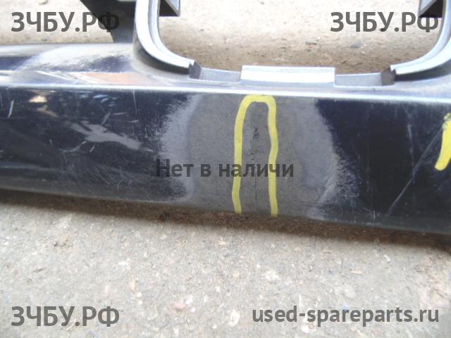Honda CR-V 3 Решетка радиатора