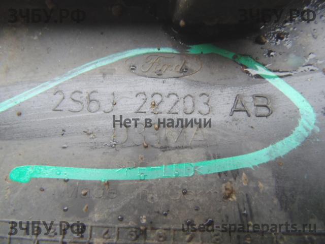Ford Fiesta 5 Брызговик задний левый