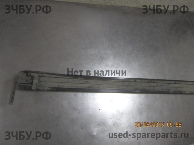 Toyota Land Cruiser 200 Подножка