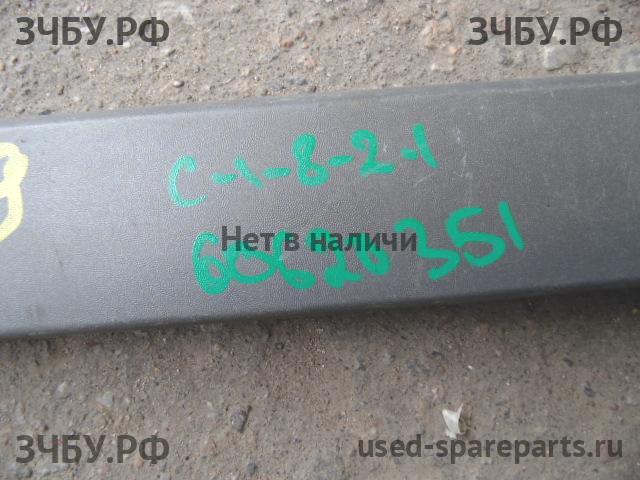 Renault Megane 2 Молдинг двери