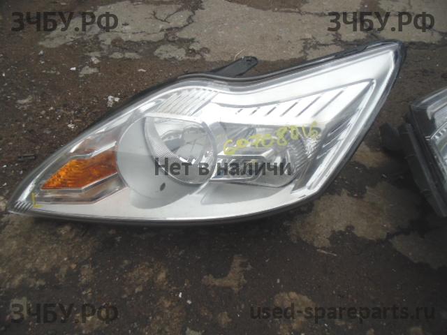 Ford Focus 2 Фара левая