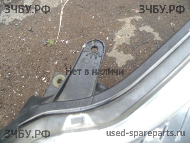 Ford Focus 2 Фара левая
