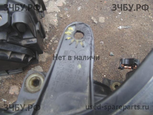 Ford Focus 2 Фара левая